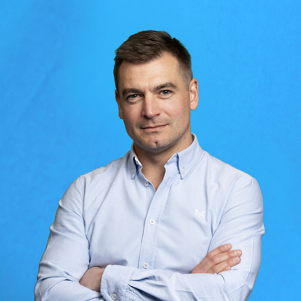 Rob Symons headshot
